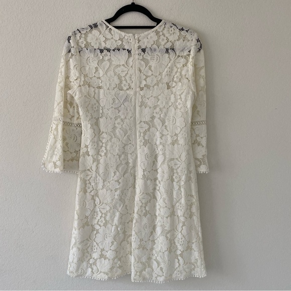 VINCE CAMUTO LACE DRESS - Picture 5 of 12